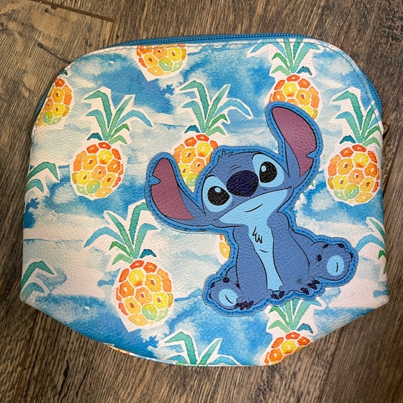 Handbags - Disney stitch loungefly